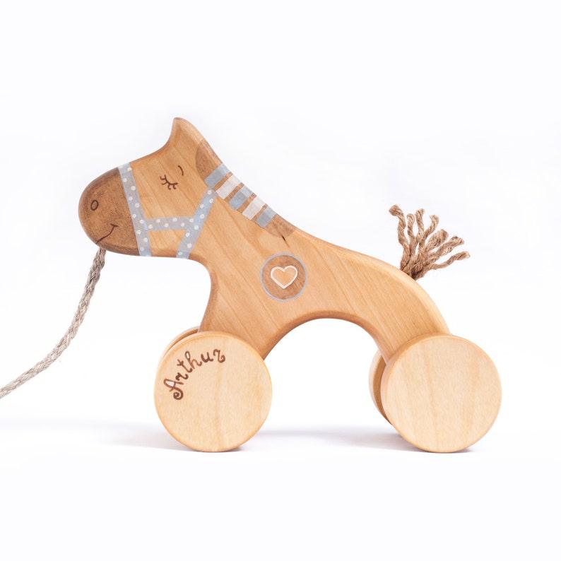 Pull toy blue horse - montessori leksaker